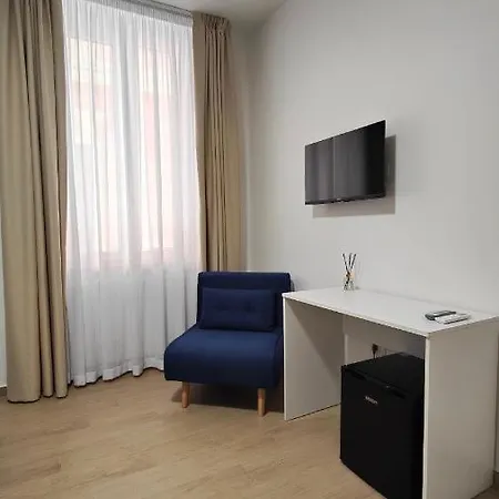 Alojamento de Acomodação e Pequeno-almoço Immare Brindisi